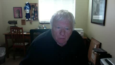 dirtrider195080438 online show from June 12, 5:56 pm