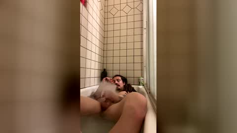 Snapshot of dirtsdirt1 chatting on March 19, 3:21 am dirtsdirt1 online show from March 19, 3:21 am