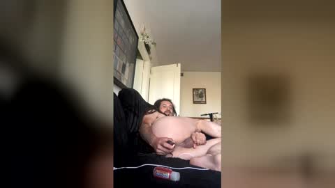 Snapshot of dirtsdirt1 chatting on March 29, 12:32 am dirtsdirt1 online show from March 29, 12:32 am