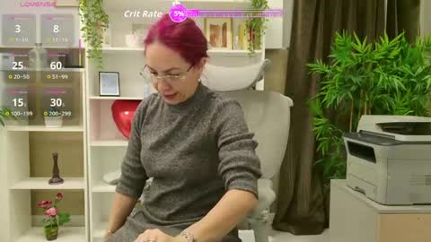 dirty_mature online show from May 4, 5:25 am