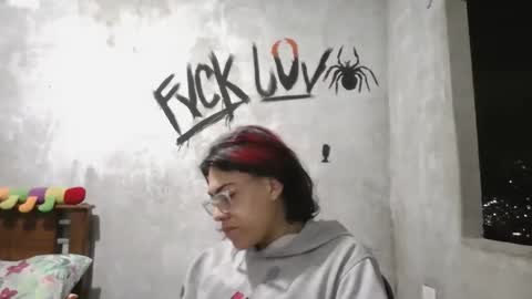 dirty model online show from March 4, 2:06 am