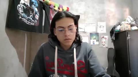 Snapshot of dirty_model chatting on July 2, 12:33 pm dirty model online show from July 2, 12:33 pm