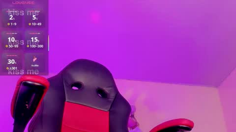 Naomy  online show from February 6, 3:22 am