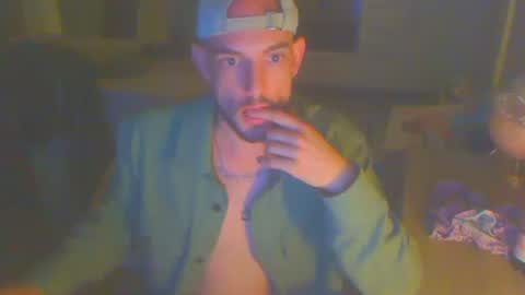 Snapshot of dirtylove25 chatting on September 12, 1:06 am Dirtynight online show from September 12, 1:06 am