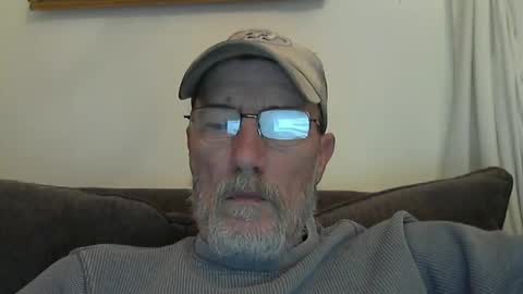 Snapshot of dirtynastyoldman chatting on March 3, 1:09 pm dirtynastyoldman online show from March 3, 1:09 pm