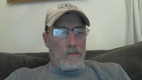 Snapshot of dirtynastyoldman chatting on March 3, 6:22 pm dirtynastyoldman online show from March 3, 6:22 pm