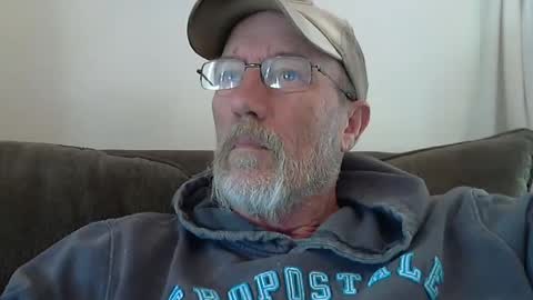 Snapshot of dirtynastyoldman chatting on March 5, 9:48 pm dirtynastyoldman online show from March 5, 9:48 pm