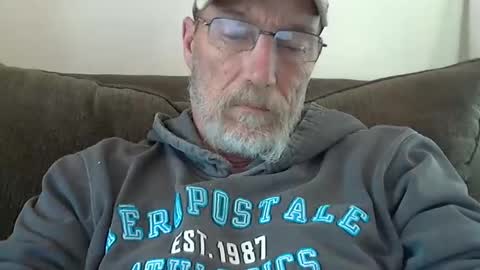 Snapshot of dirtynastyoldman chatting on March 8, 8:25 pm dirtynastyoldman online show from March 8, 8:25 pm