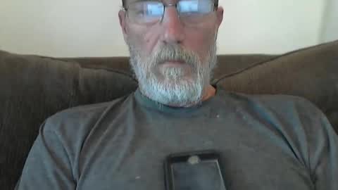 Snapshot of dirtynastyoldman chatting on March 12, 3:29 pm dirtynastyoldman online show from March 12, 3:29 pm