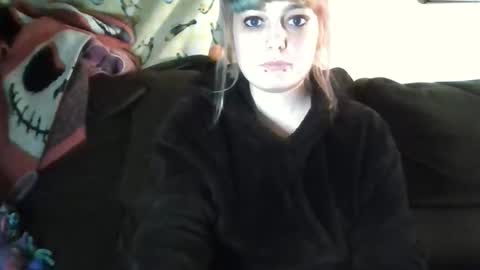 Snapshot of dirtyxhippie21 chatting on January 18, 4:16 am Crystal online show from January 18, 4:16 am