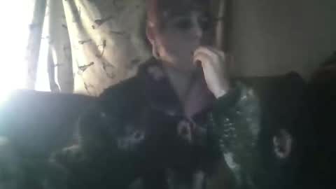 Snapshot of dirtyxhippie21 chatting on January 19, 3:10 am Crystal online show from January 19, 3:10 am