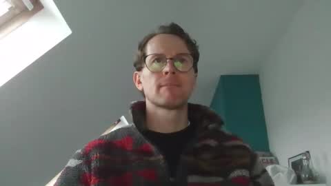 discovery_99 online show from February 3, 2:22 pm