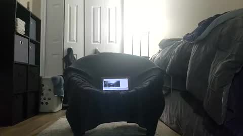 Discreetdwarf88 online show from March 3, 3:01 am