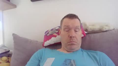 disney0988 online show from April 2, 8:12 am