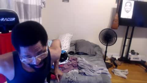 Snapshot of disr3sp3ctfully_dipp3d chatting on July 16, 2:06 am Your Best Worst Nightmare online show from July 16, 2:06 am