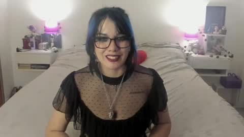 Snapshot of dissasterology chatting on October 23, 3:28 am Lena online show from October 23, 3:28 am