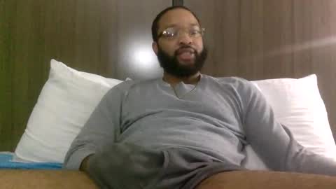 Snapshot of distantfantasydre chatting on January 14, 4:18 pm Dre online show from January 14, 4:18 pm