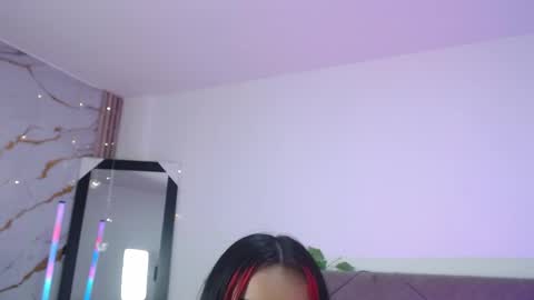 disyamil_pineda online show from May 20, 3:02 am