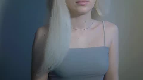 DitaMilton online show from November 6, 9:21 am