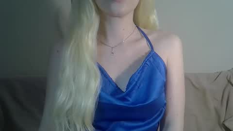 DitaMilton online show from December 15, 8:24 pm