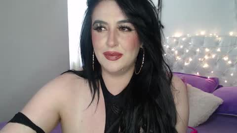 Snapshot of ditta_von_teesee_ chatting on December 14, 8:18 pm ditta_von_teesee_ online show from December 14, 8:18 pm