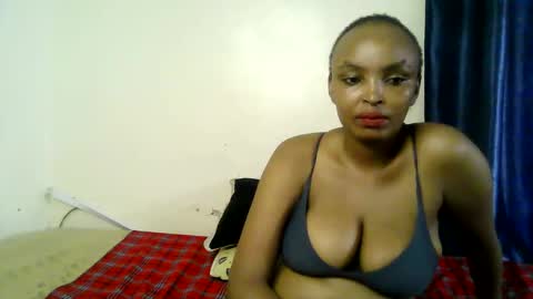 Snapshot of diva_cheupe chatting on March 19, 6:39 am diva_cheupe online show from March 19, 6:39 am