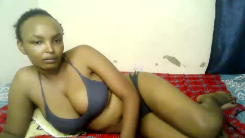 Snapshot of diva_cheupe chatting on March 29, 9:48 pm diva_cheupe online show from March 29, 9:48 pm