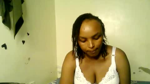 diva_cheupe online show from May 9, 10:15 pm