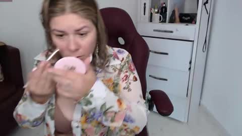 Diva online show from February 25, 10:29 pm