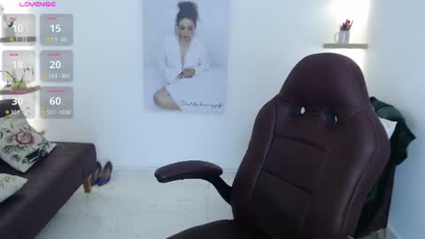 Diva online show from June 27, 5:51 pm