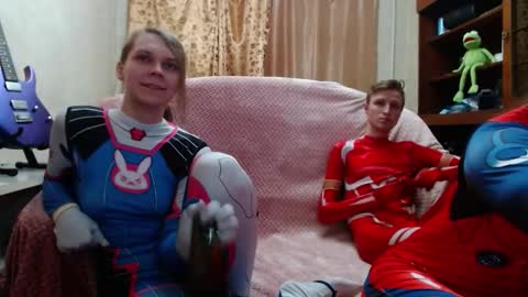 Snapshot of divano4ka chatting on February 7, 10:02 pm Diane online show from February 7, 10:02 pm