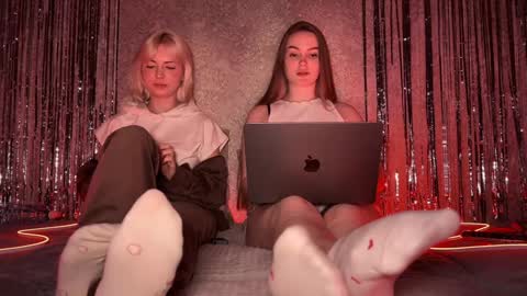 Hannah online show from December 24, 11:22 pm