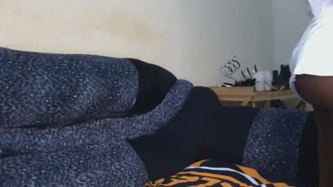 divineassgoddess online show from May 5, 3:47 am