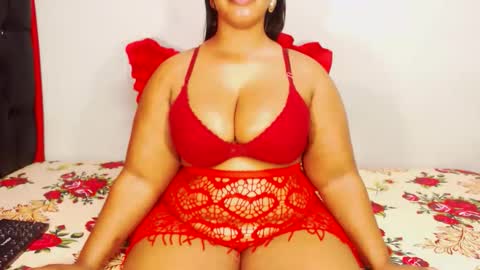 divinebooty93 online show from November 20, 5:07 am
