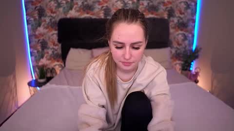 DivineJasss online show from February 7, 3:27 pm