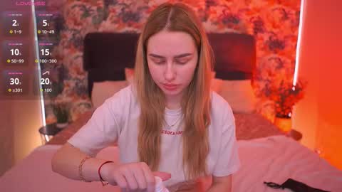 DivineJasss online show from March 18, 8:45 pm