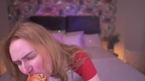 DivineJasss online show from March 19, 10:14 pm