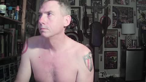 Snapshot of dix_handley_50 chatting on April 19, 12:37 pm dix_handley_50 online show from April 19, 12:37 pm