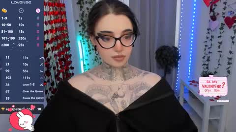 dixipixi_ online show from February 14, 5:59 am