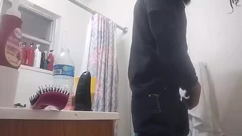 dixonbird41 online show from February 6, 7:34 am