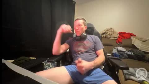 Snapshot of dizzyash chatting on January 17, 10:02 pm Hansel and Gretle online show from January 17, 10:02 pm