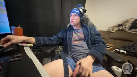 Snapshot of dizzyash chatting on January 18, 2:32 pm Hansel and Gretle online show from January 18, 2:32 pm