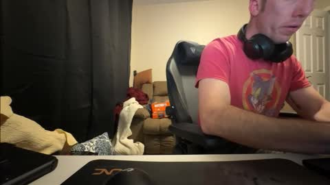 Snapshot of dizzyash chatting on February 7, 1:53 am Hansel and Gretle online show from February 7, 1:53 am