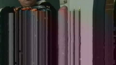 Snapshot of dizzydig chatting on October 28, 6:39 am Dizzydig online show from October 28, 6:39 am