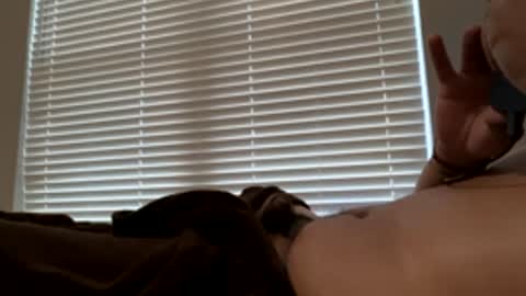 dj9469615 online show from December 15, 3:05 pm