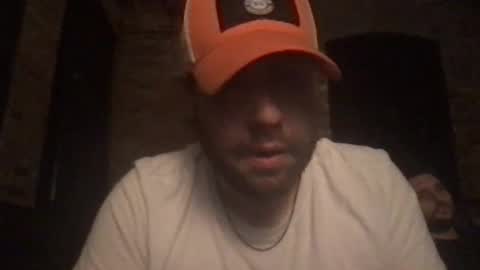 Snapshot of dj_chaterbate chatting on October 3, 7:49 am DJ Chaterbate online show from October 3, 7:49 am