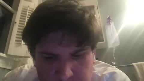 Snapshot of dj_stud chatting on March 6, 5:37 am dj_stud online show from March 6, 5:37 am