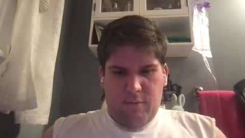 Snapshot of dj_stud chatting on April 4, 5:06 am dj_stud online show from April 4, 5:06 am