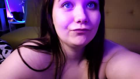 Snapshot of djennapalme chatting on January 26, 12:22 pm Jenia online show from January 26, 12:22 pm