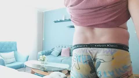 STR8 BOYv online show from May 7, 5:46 am